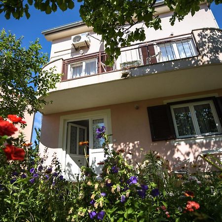 Apartmani Vitkovic II Cres Exterior foto